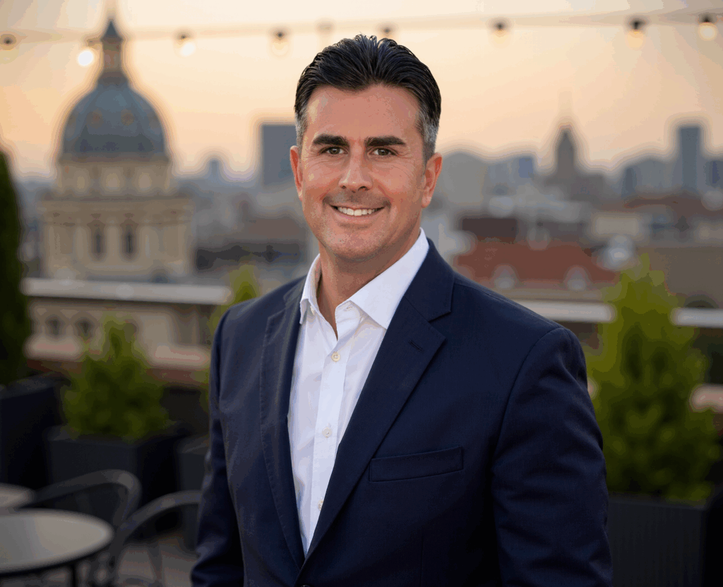 Robert Shaar Headshot